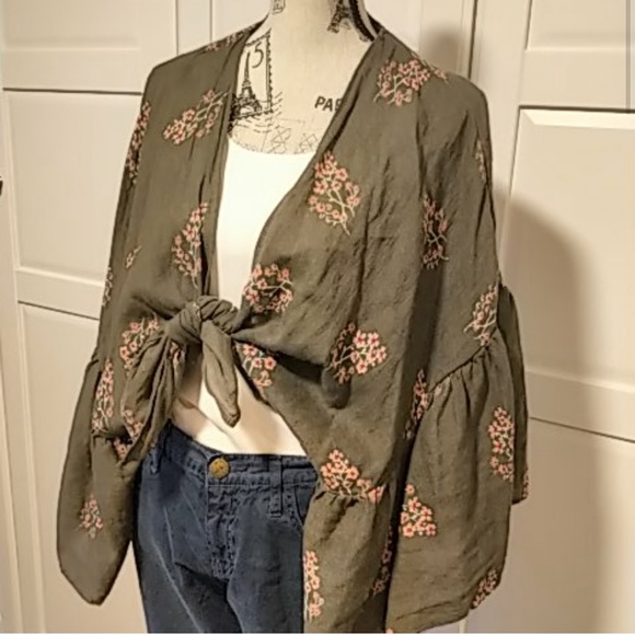 Universel Thread linen blend kimono vest - Picture 6 of 10